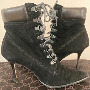 VINTAGE MANOLO BLAHNIK SUEDE BOOTIES
